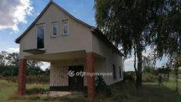 Eladó nyaraló Ceglédbercel