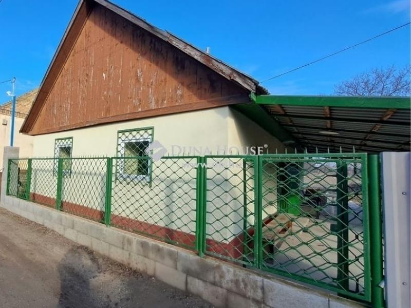 Eladó családi ház Pilis