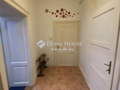 Eladó lakás Pécs