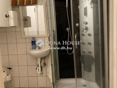 Eladó lakás Pécs