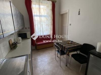 Eladó lakás Pécs