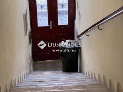Eladó lakás Pécs