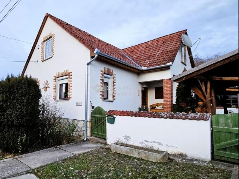 Eladó családi ház Erdősmárok