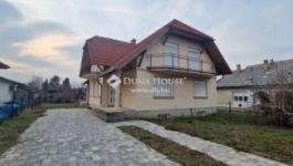 Eladó családi ház Balatonboglár