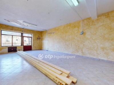 Eladó családi ház Emőd