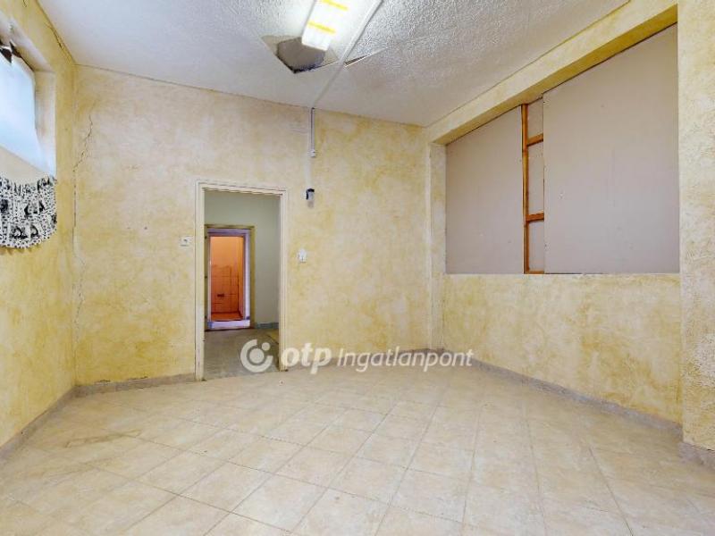 Eladó családi ház Emőd