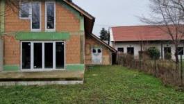 Eladó ikerház Kápolnásnyék