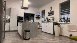 Eladó családi ház Erdőkertes