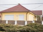 Eladó családi ház Dány