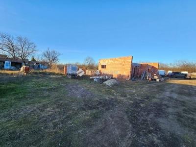 Eladó családi ház Tápióság