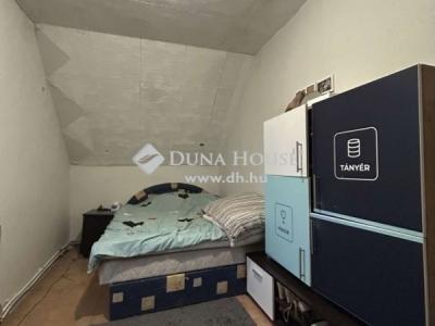 Eladó családi ház - 2730 Albertirsa