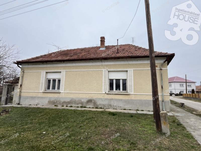 Eladó családi ház Fülöpszállás