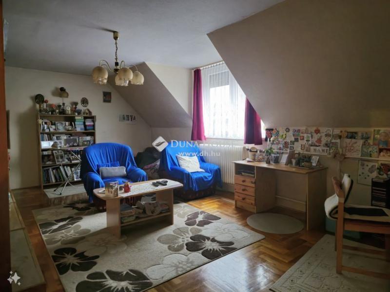 Eladó családi ház Budapest