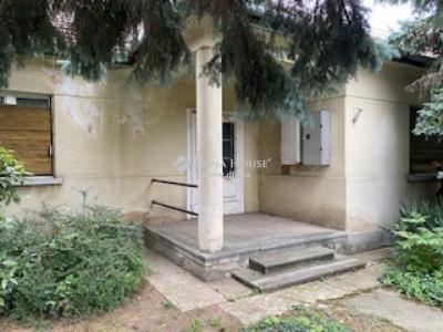 Eladó családi ház Budapest