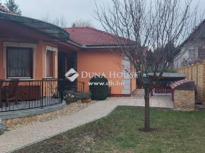 Eladó családi ház Csobánka