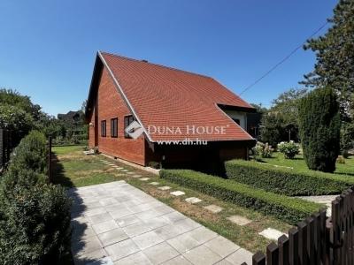 Eladó családi ház Budapest