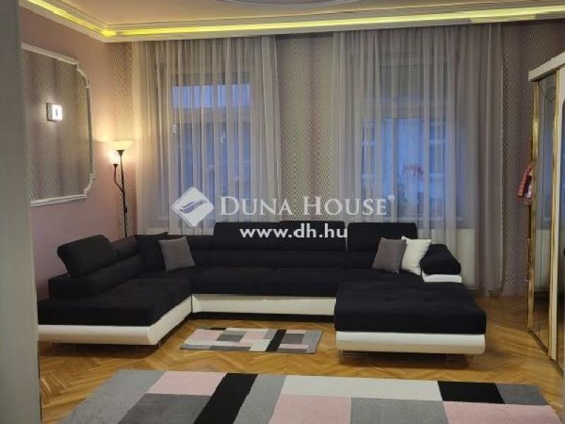 Eladó családi ház Budapest