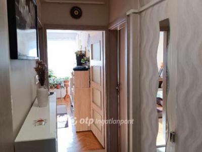 Eladó lakás Debrecen