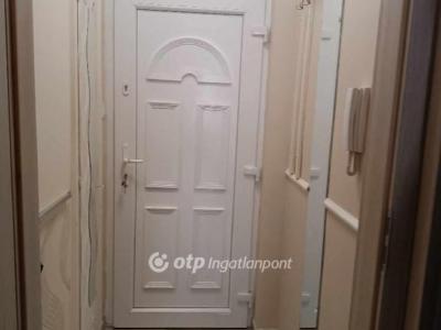 Eladó lakás Debrecen