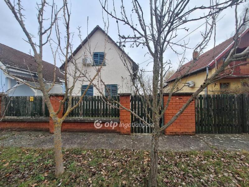 Eladó nyaraló Berekfürdő