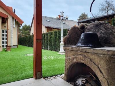 Eladó családi ház Zamárdi