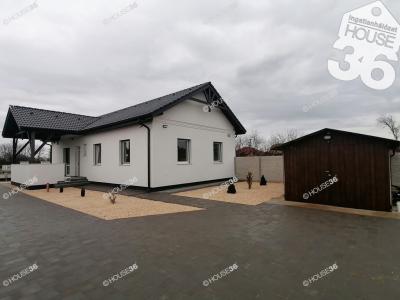 Eladó családi ház - 2750 Nagykőrös