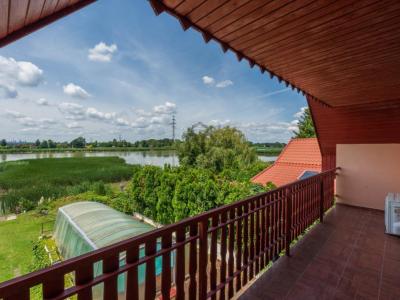 Eladó családi ház Áporka