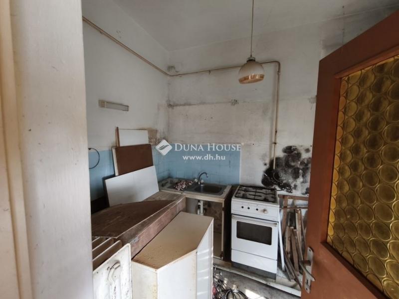 Eladó családi ház Pécs