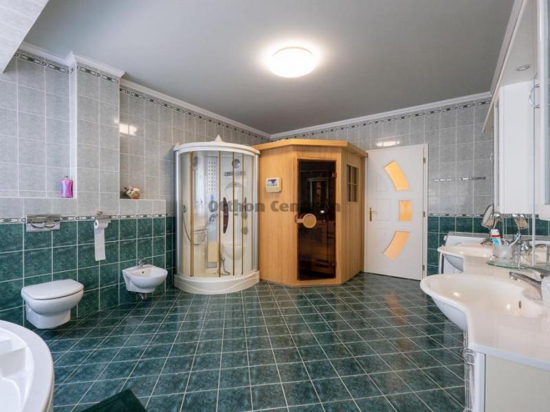 Eladó kastély Ráckeve