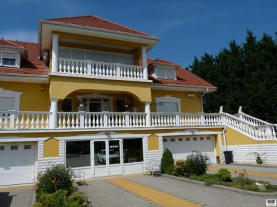 Eladó kastély Ráckeve