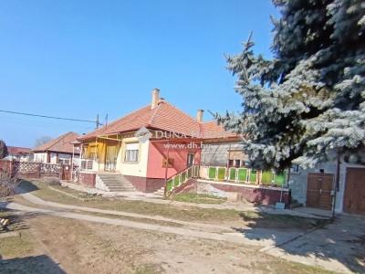 Eladó családi ház Tápiószecső