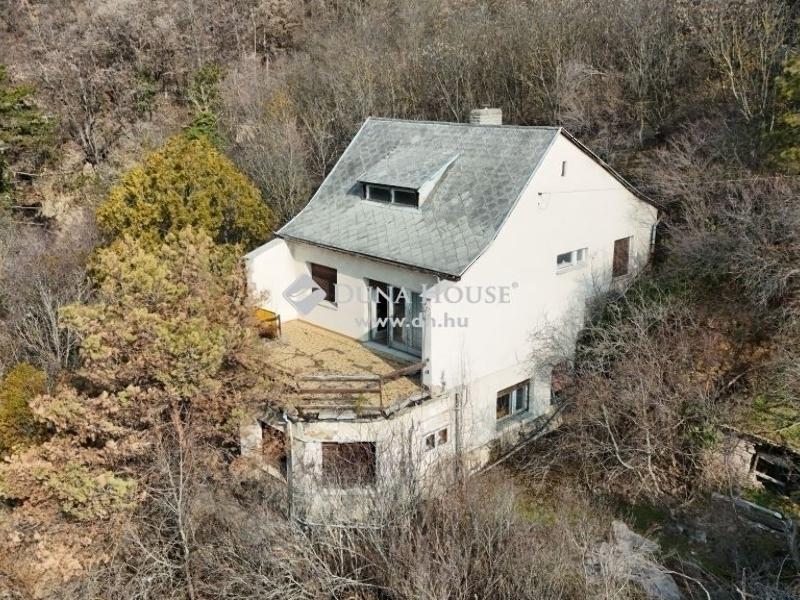 Eladó családi ház Pécs