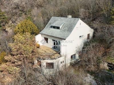 Eladó családi ház Pécs