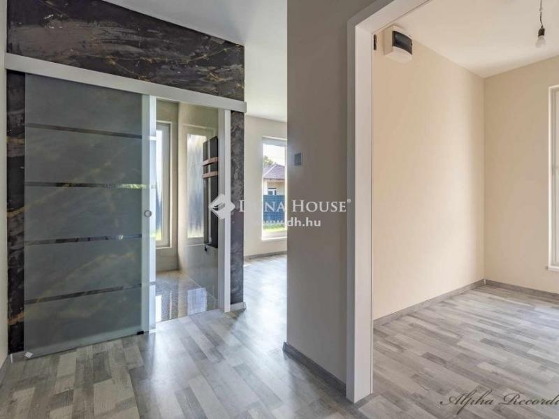 Eladó családi ház Dunavarsány