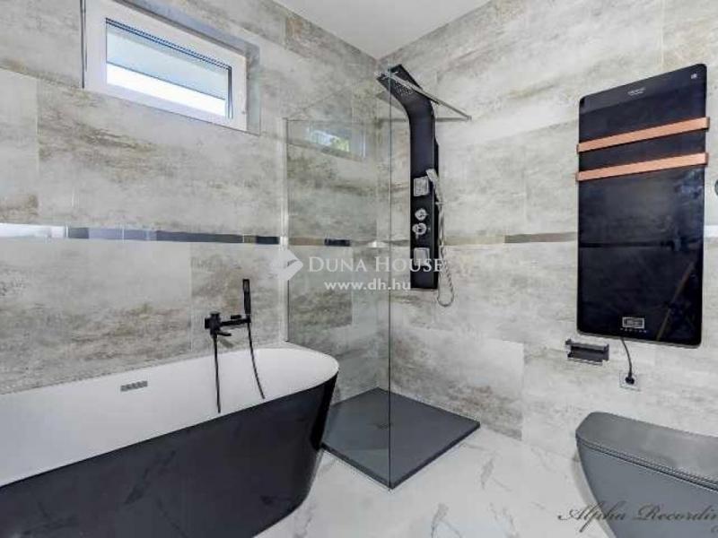 Eladó családi ház Dunavarsány