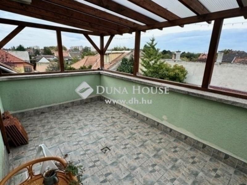 Eladó családi ház Budapest