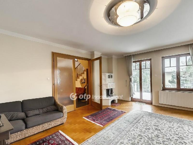 Eladó családi ház Budapest