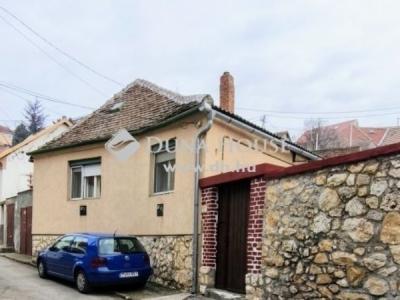 Eladó családi ház Pécs