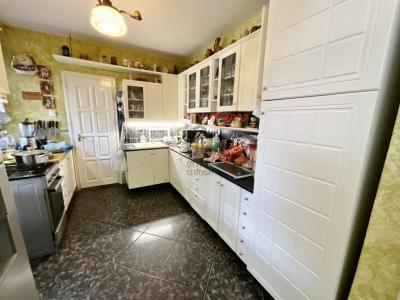 Eladó családi ház Budapest