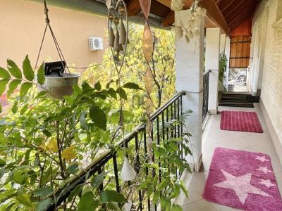 Eladó családi ház Budapest