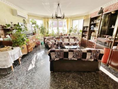 Eladó családi ház Budapest