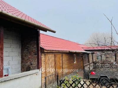 Eladó családi ház Tárnok