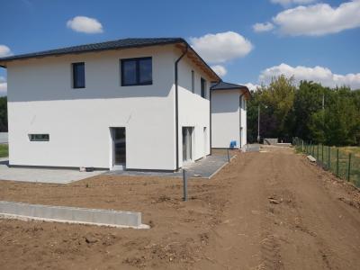 Eladó ikerház Vecsés