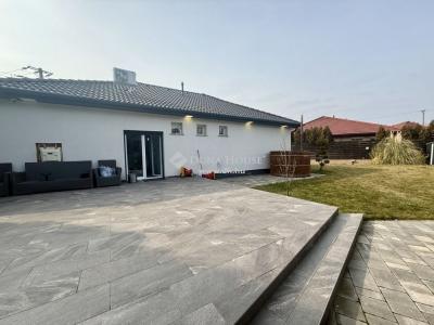 Eladó családi ház Szigetszentmiklós
