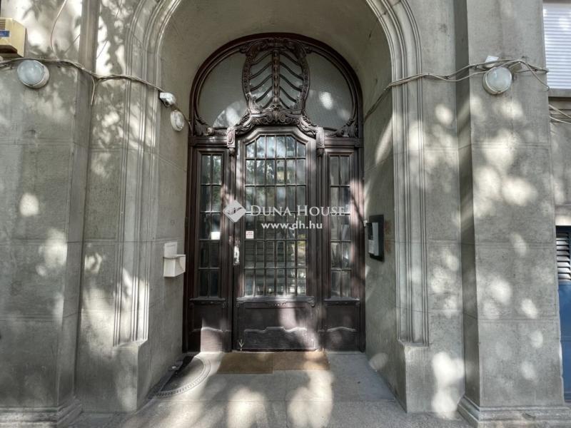 Eladó lakás Budapest