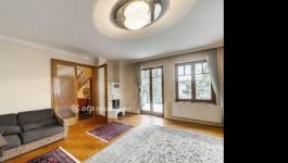 Eladó családi ház Budapest