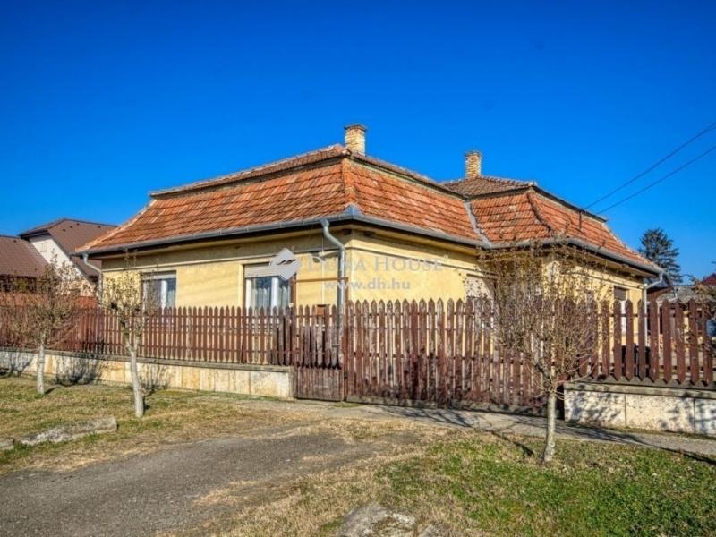 Eladó családi ház Pilis