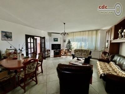 Eladó családi ház Budapest