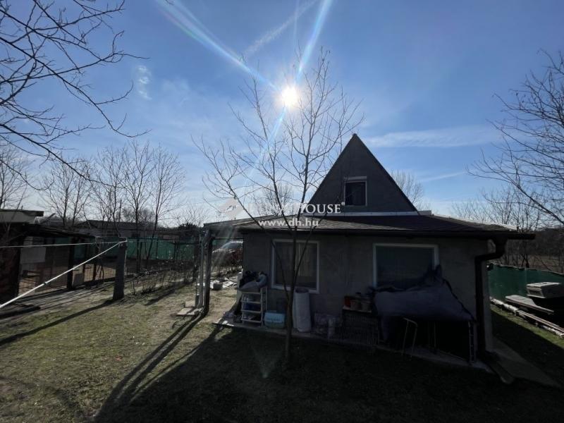 Eladó nyaraló Tápiószentmárton