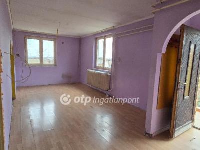 Eladó családi ház Püspökladány